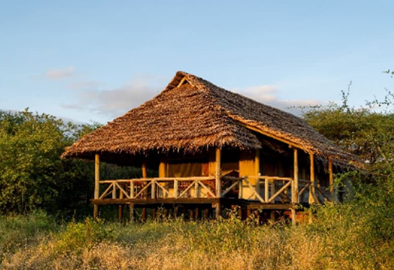 lake BURUNGE Bucket list Migration Safari