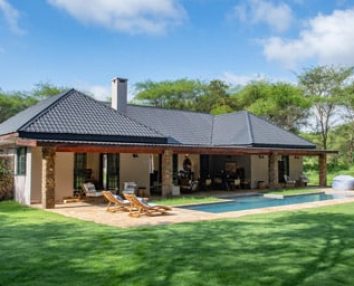 Hamerkop house Safari Holidays Tanzania